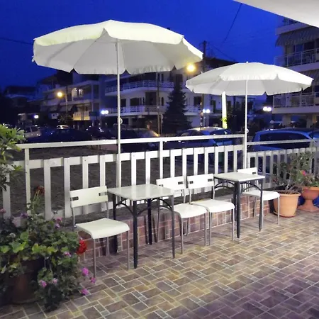 Four Seasons 2 Apartment *