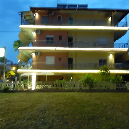 Apartment Four Seasons 2