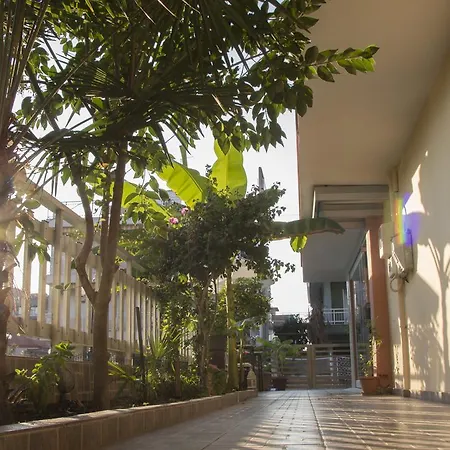 Apartment Four Seasons 2