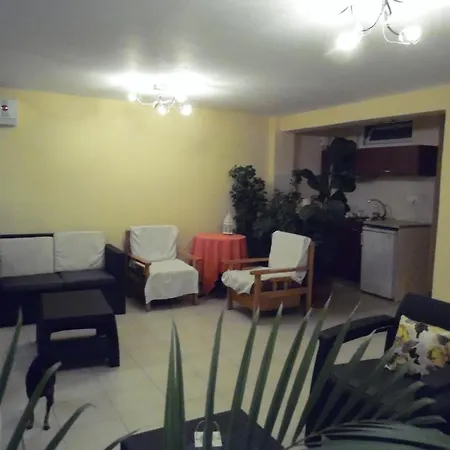 Apartman Four Seasons 2 *