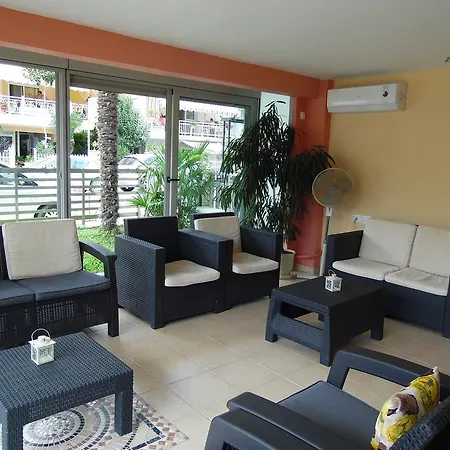 Four Seasons 2 * Paralía