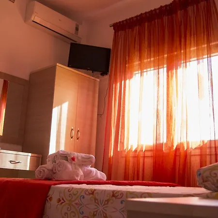 Four Seasons 2 Apartman