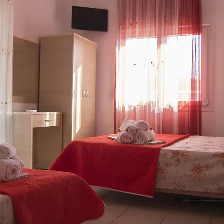 Four Seasons 2 * Paralía