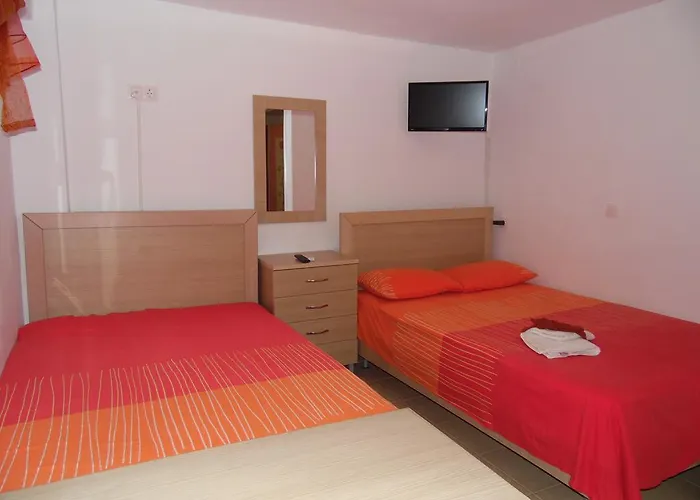 Four Seasons 2 * Paralía