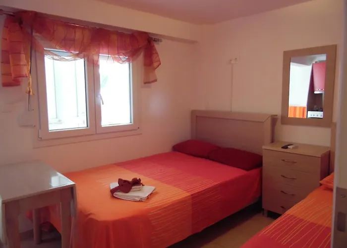 Four Seasons 2 Lejlighed