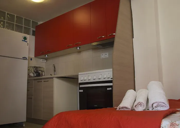 Four Seasons 2 * Paralía