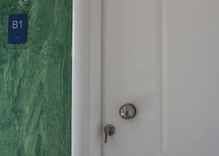 Four Seasons 2 * Paralía